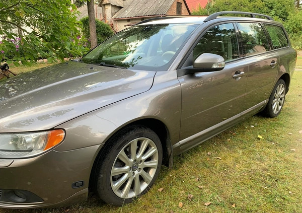 Volvo V70 cena 33000 przebieg: 257000, rok produkcji 2009 z Warszawa małe 379